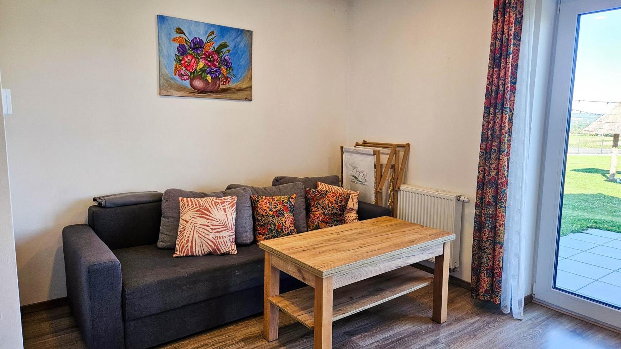 Sloneczne Wzgorze Zator Apartment Ngoại thất bức ảnh