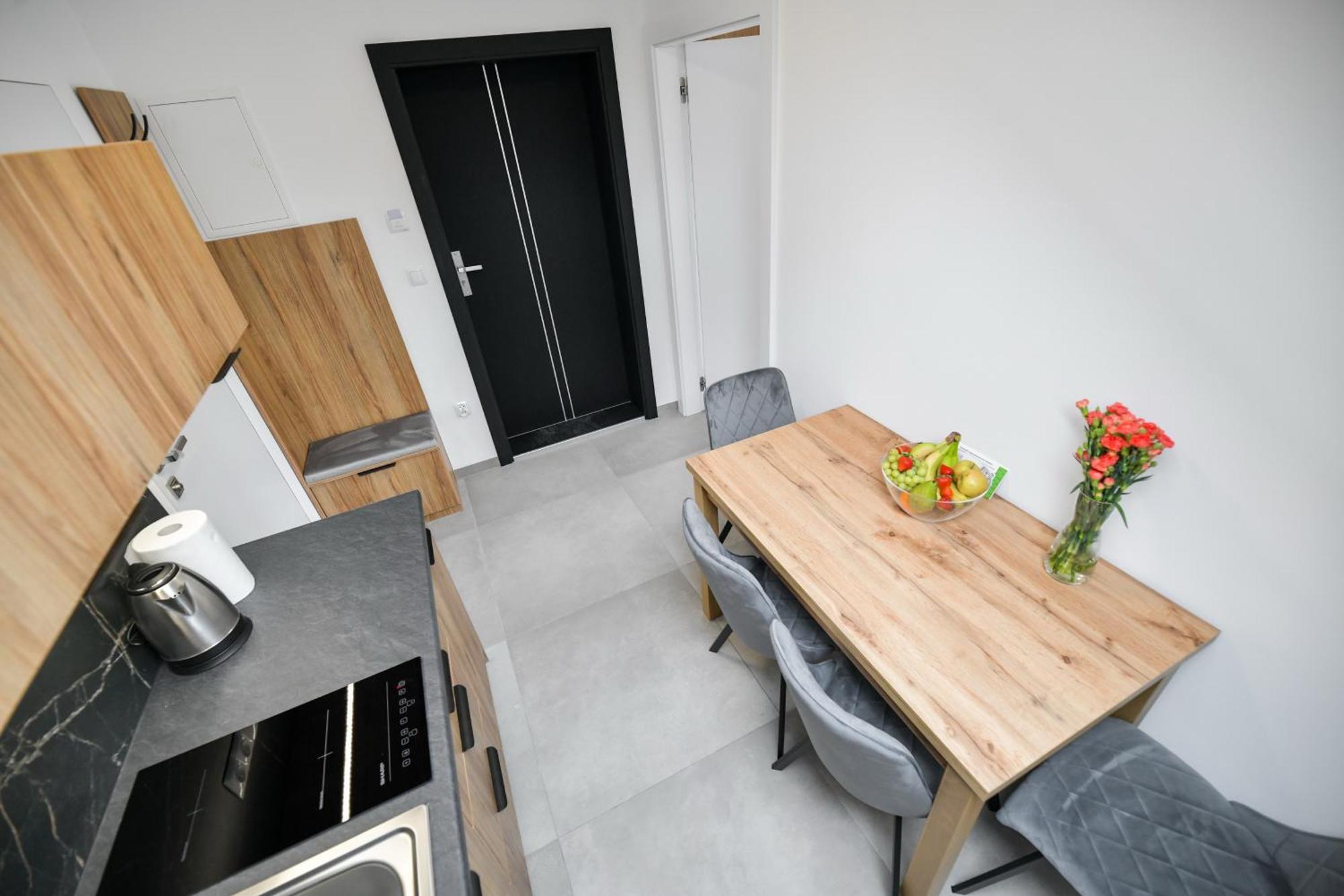 Sloneczne Wzgorze Zator Apartment Ngoại thất bức ảnh