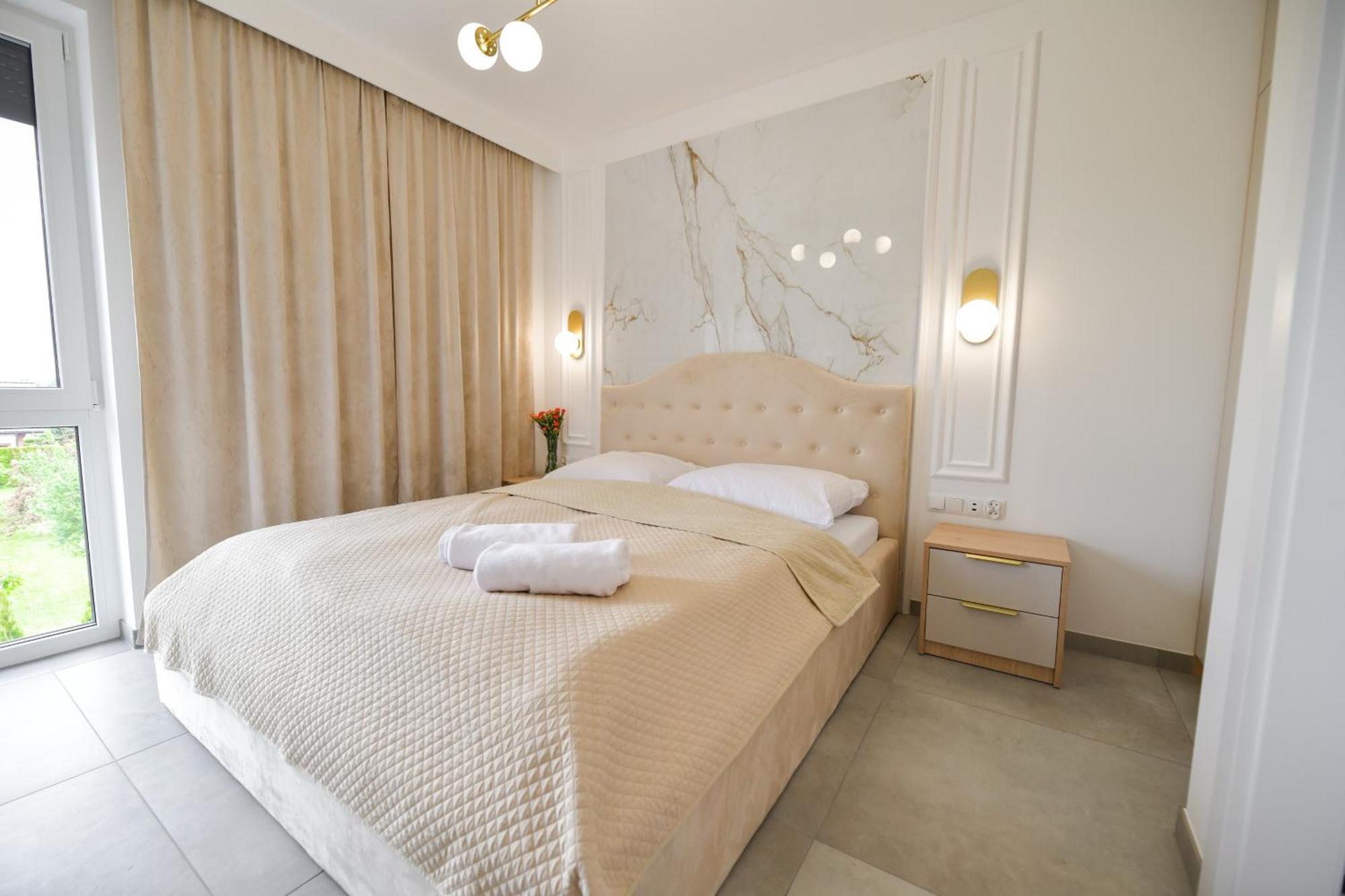Sloneczne Wzgorze Zator Apartment Ngoại thất bức ảnh