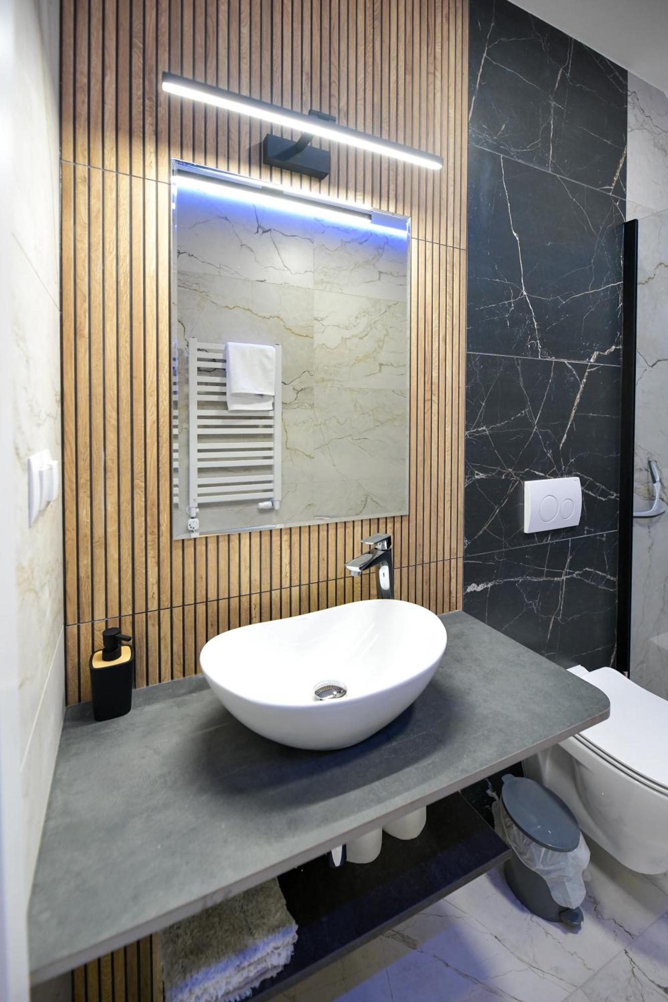 Sloneczne Wzgorze Zator Apartment Ngoại thất bức ảnh
