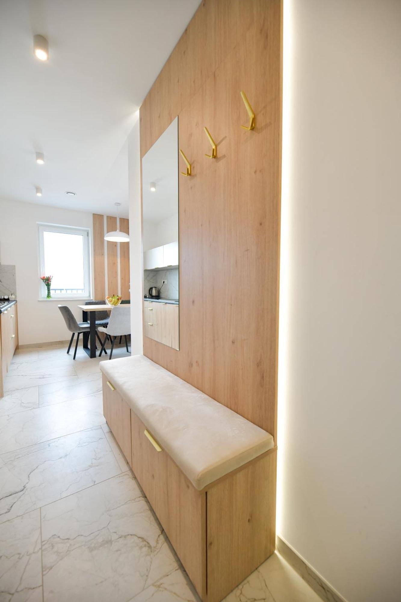 Sloneczne Wzgorze Zator Apartment Ngoại thất bức ảnh